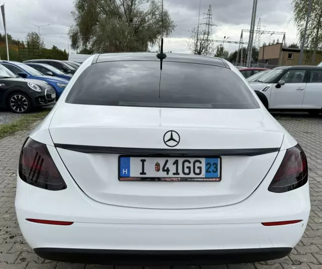 MERCEDES-BENZ Klasa E 200 d 9G-TRONIC