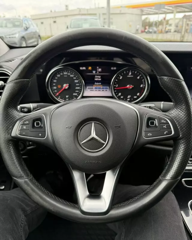 MERCEDES-BENZ Klasa E 200 d 9G-TRONIC