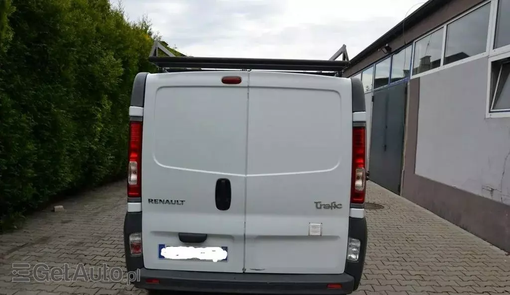 RENAULT Trafic 
