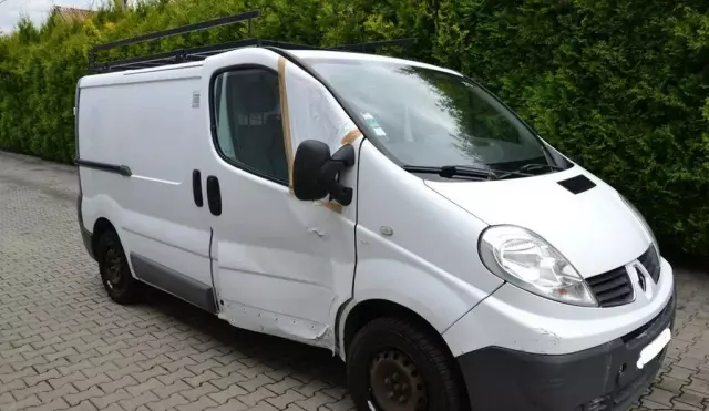RENAULT Trafic 