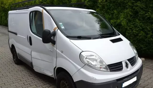 RENAULT Trafic 