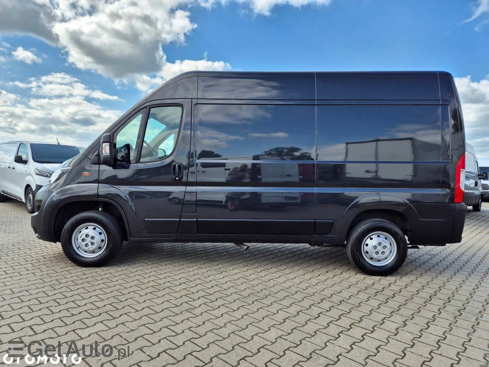 PEUGEOT Boxer 330 L2H2