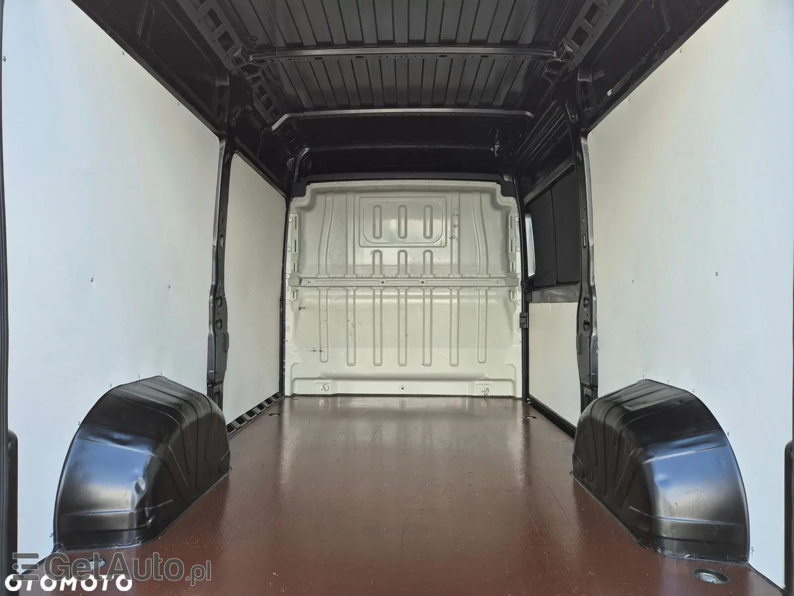 PEUGEOT Boxer 330 L2H2