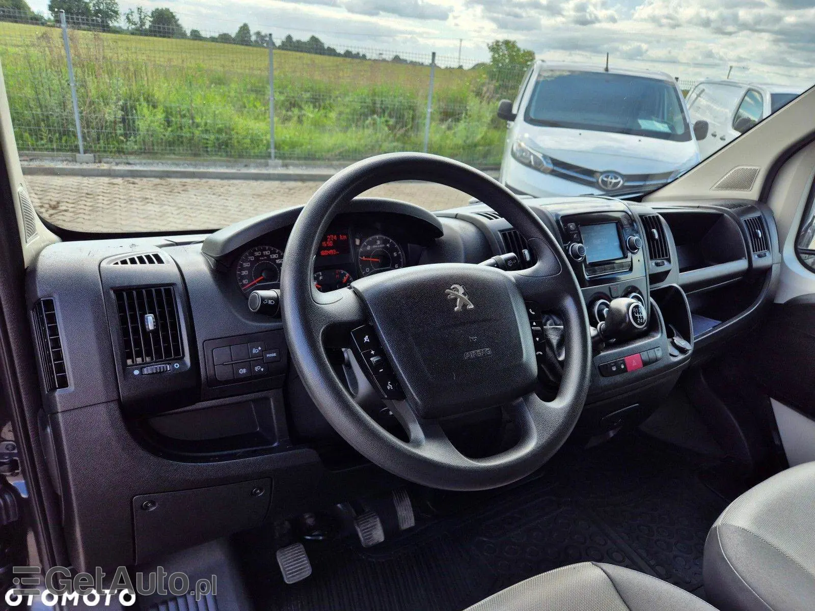 PEUGEOT Boxer 330 L2H2