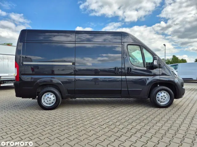 PEUGEOT Boxer 330 L2H2