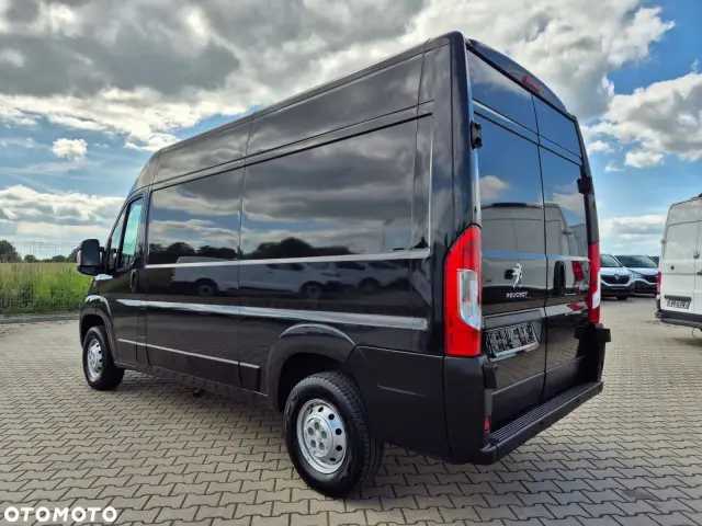 PEUGEOT Boxer 330 L2H2