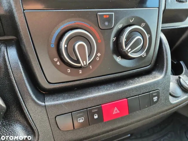 PEUGEOT Boxer 330 L2H2