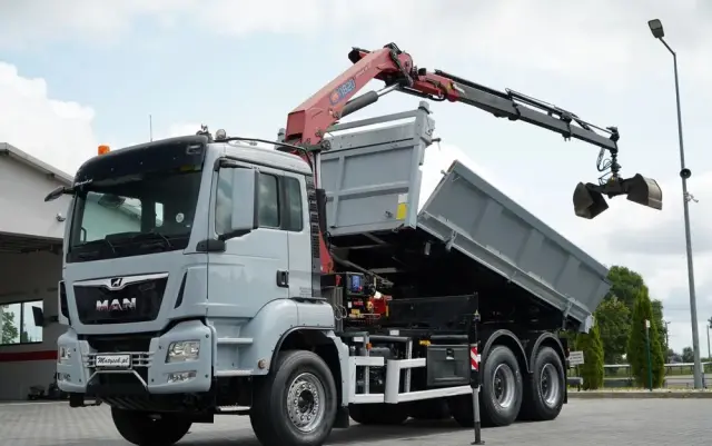 MAN TGS 33.360 / 6x4 / WYWROTKA + HDS HMF 1820 K-RC / wysów 10m / HYDROBURTA / CHWYTAK / NAVI / MANUAL / SPROWADZONY 