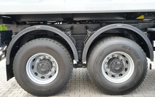 MAN TGS 33.360 / 6x4 / WYWROTKA + HDS HMF 1820 K-RC / wysów 10m / HYDROBURTA / CHWYTAK / NAVI / MANUAL / SPROWADZONY 