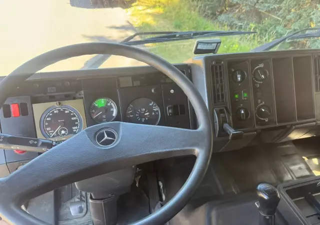 MERCEDES-BENZ 1827 blatt/blatt 