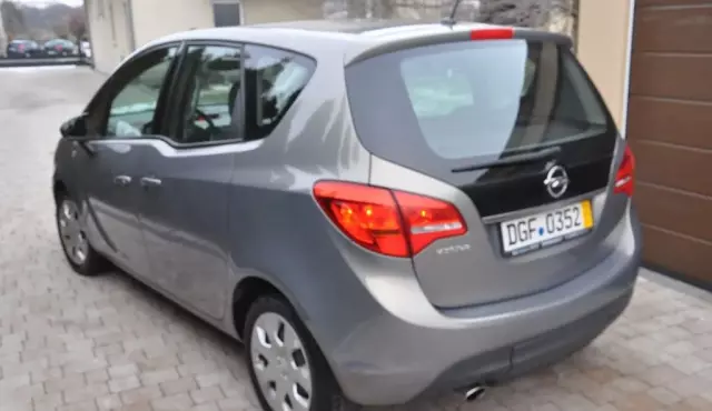 OPEL Meriva 1.4 Turbo (140 KM)