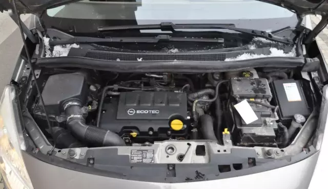 OPEL Meriva 1.4 Turbo (140 KM)