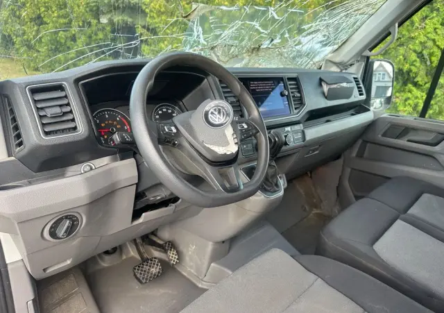 VOLKSWAGEN Crafter 