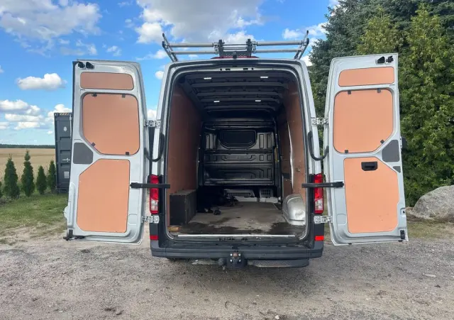VOLKSWAGEN Crafter 