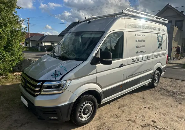 VOLKSWAGEN Crafter 