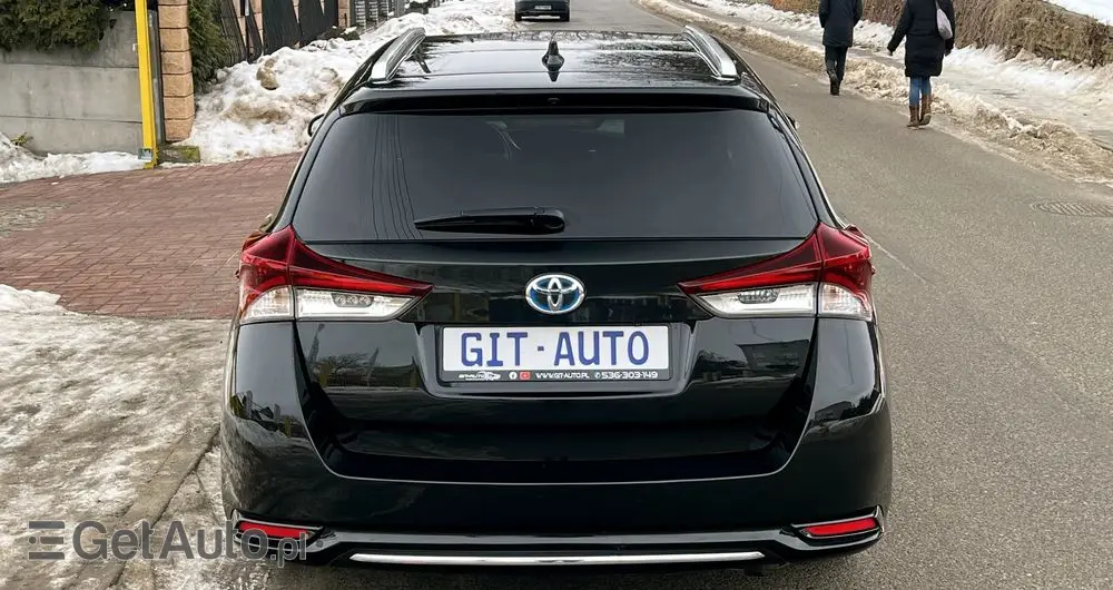 TOYOTA Auris 1.8 HSD Prestige NAVI