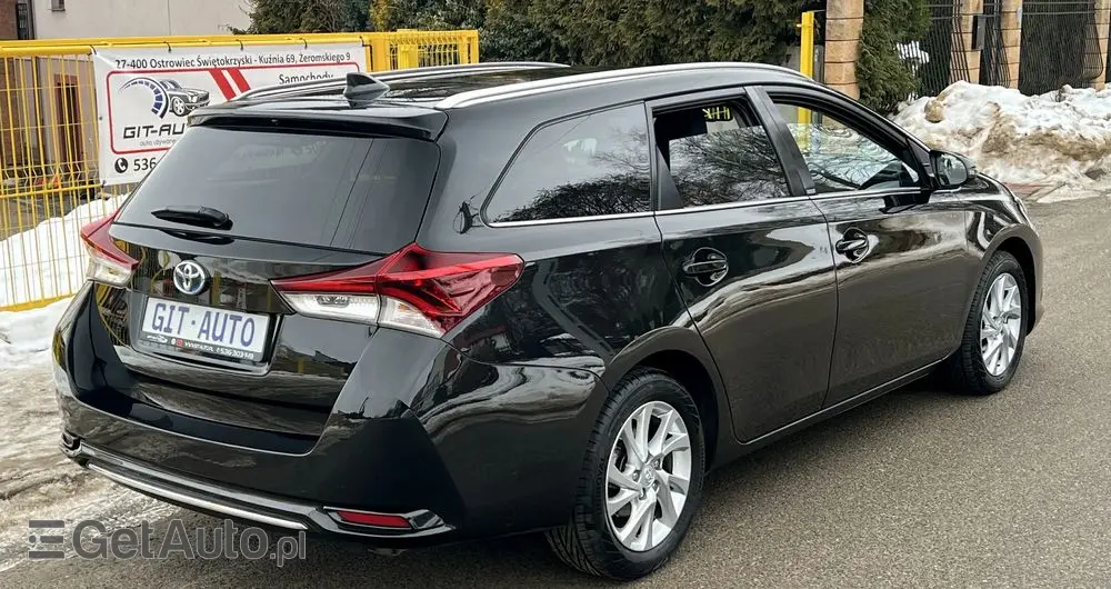 TOYOTA Auris 1.8 HSD Prestige NAVI
