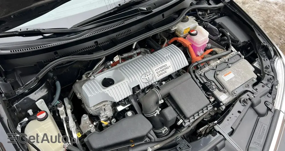 TOYOTA Auris 1.8 HSD Prestige NAVI