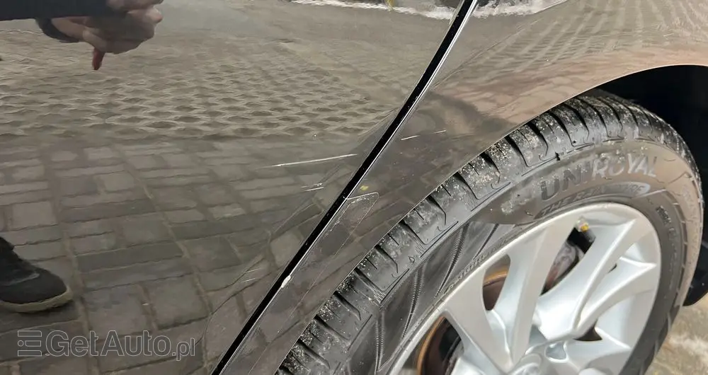 TOYOTA Auris 1.8 HSD Prestige NAVI