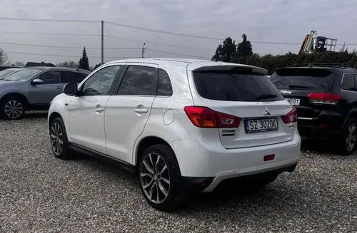 MITSUBISHI ASX 