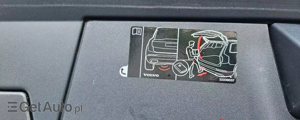 VOLVO V90 Cross Country 