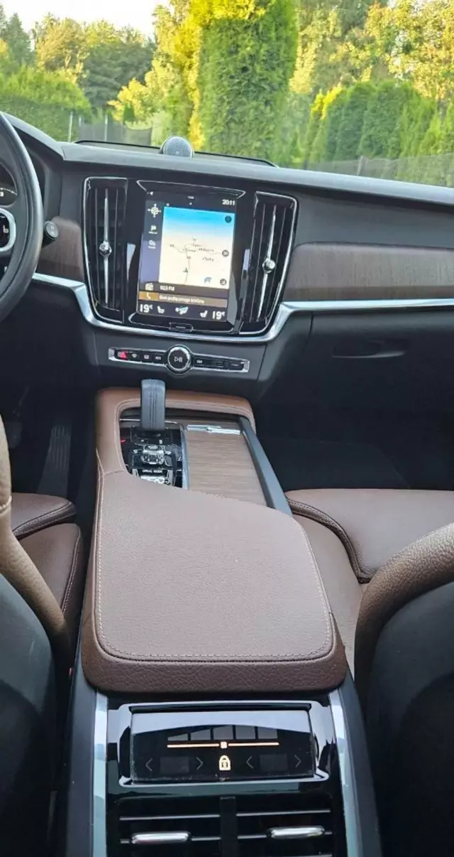 VOLVO V90 Cross Country 