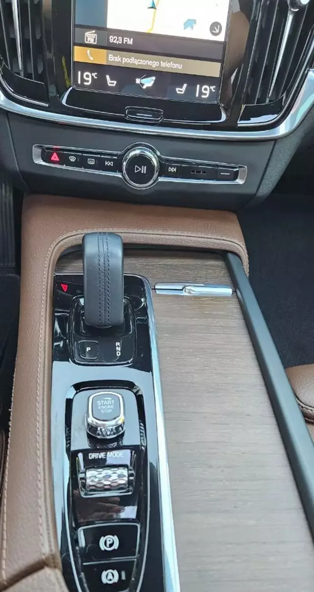 VOLVO V90 Cross Country 