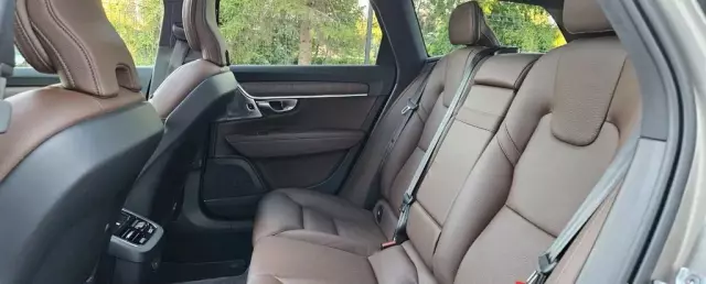 VOLVO V90 Cross Country 