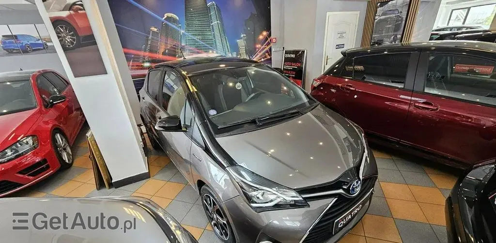 TOYOTA Yaris 
