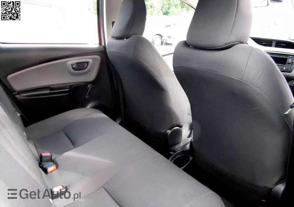 TOYOTA Yaris Hybrid 100 Active