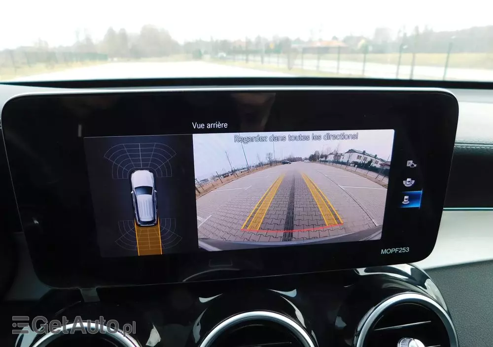 MERCEDES-BENZ GLC 300 e 4-Matic Business Edition