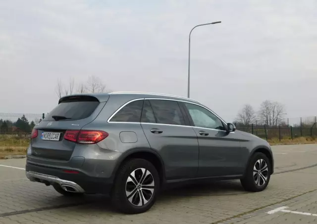 MERCEDES-BENZ GLC 300 e 4-Matic Business Edition