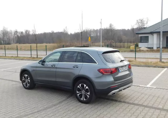 MERCEDES-BENZ GLC 300 e 4-Matic Business Edition