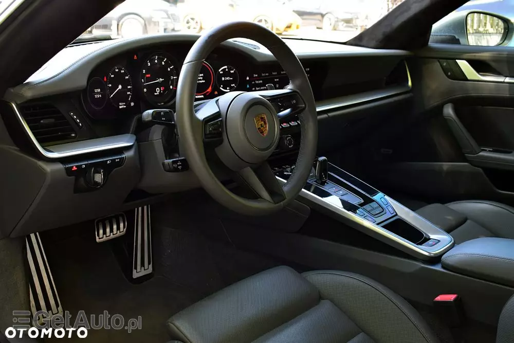 PORSCHE 911 Carrera S