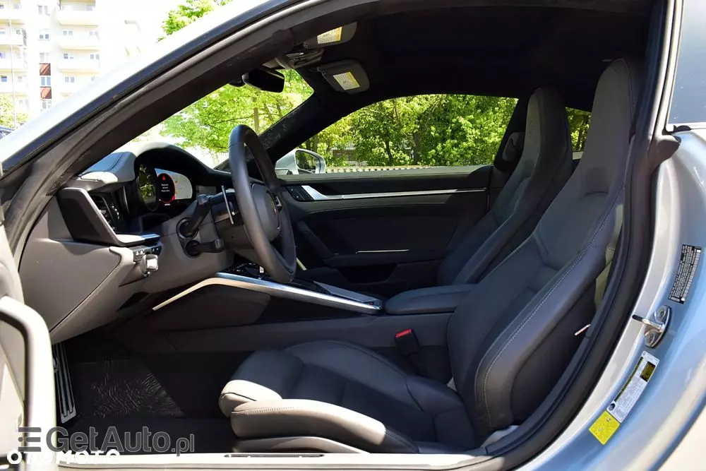 PORSCHE 911 Carrera S