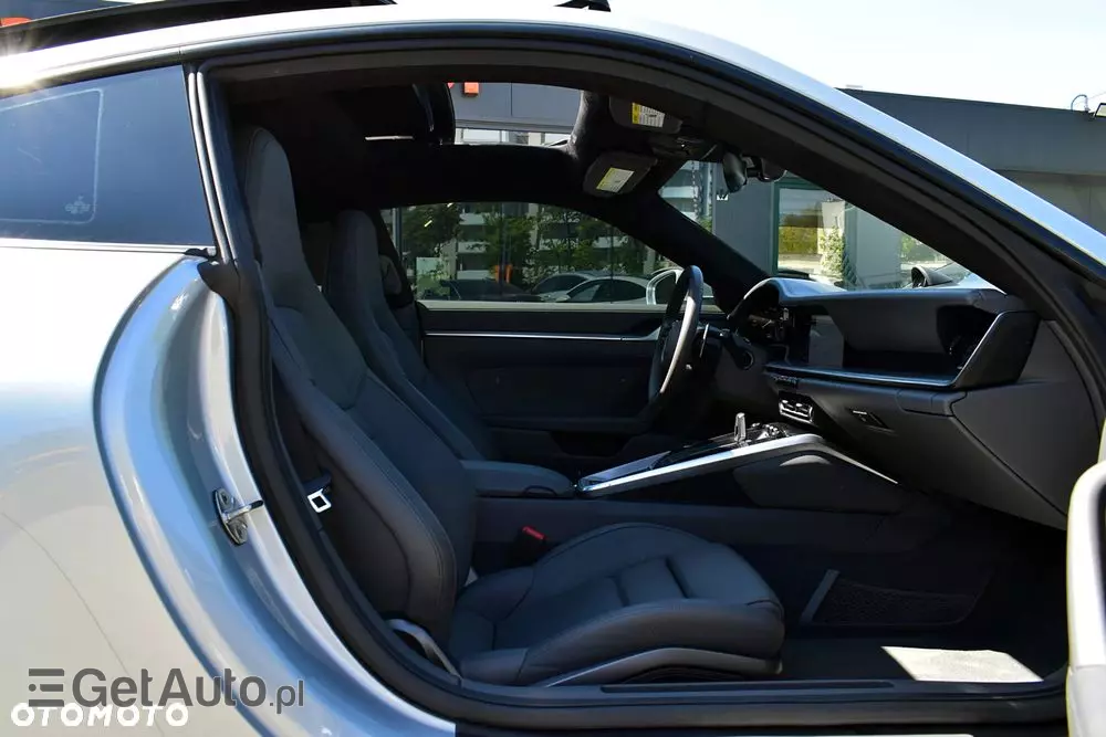 PORSCHE 911 Carrera S