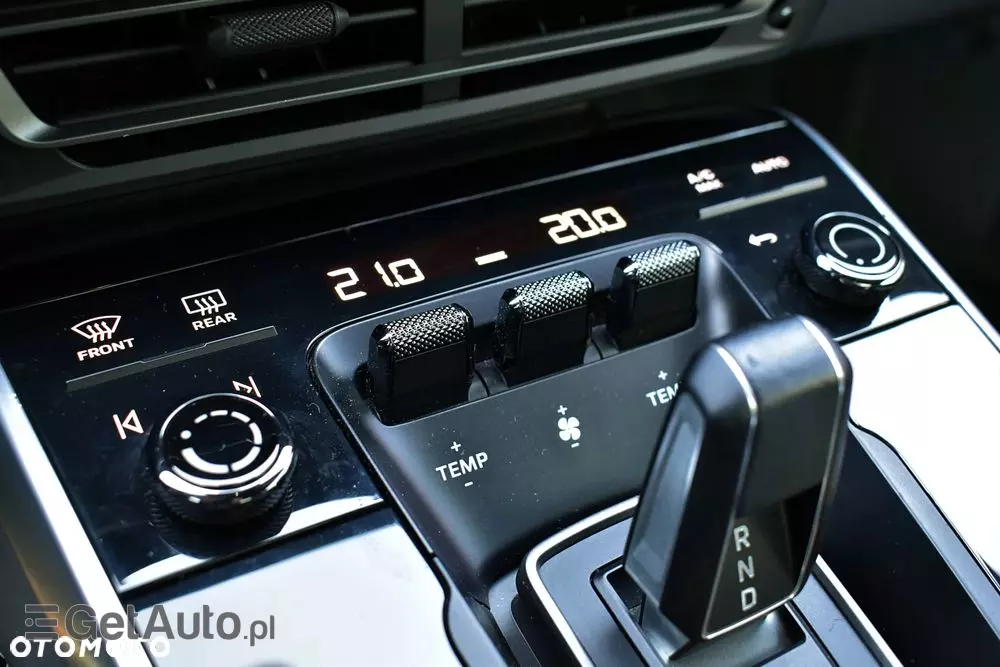 PORSCHE 911 Carrera S