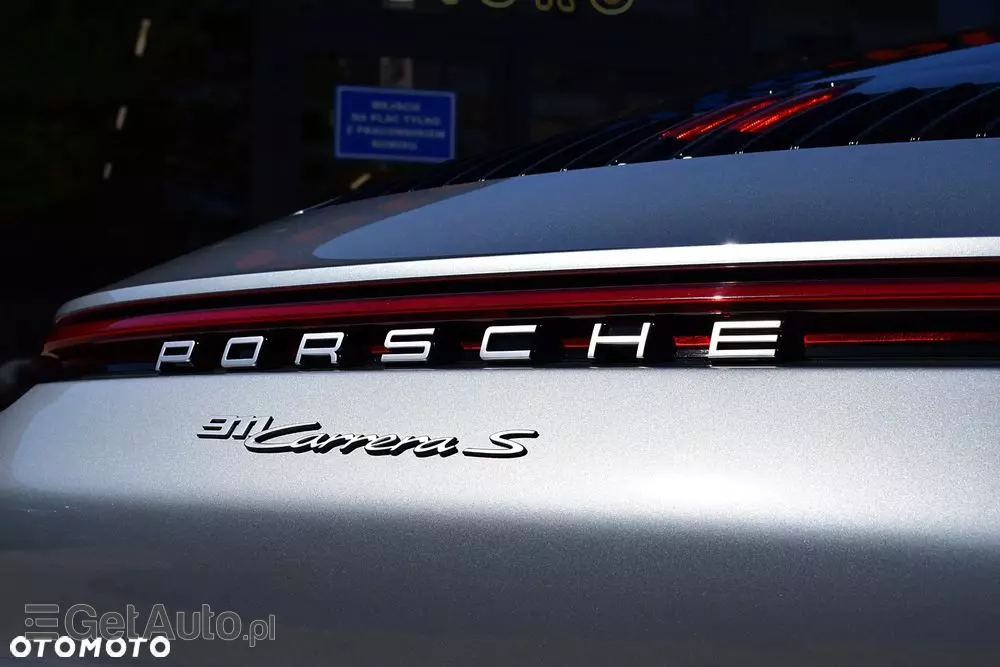 PORSCHE 911 Carrera S
