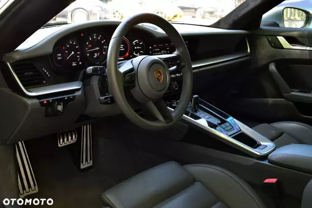 PORSCHE 911 Carrera S