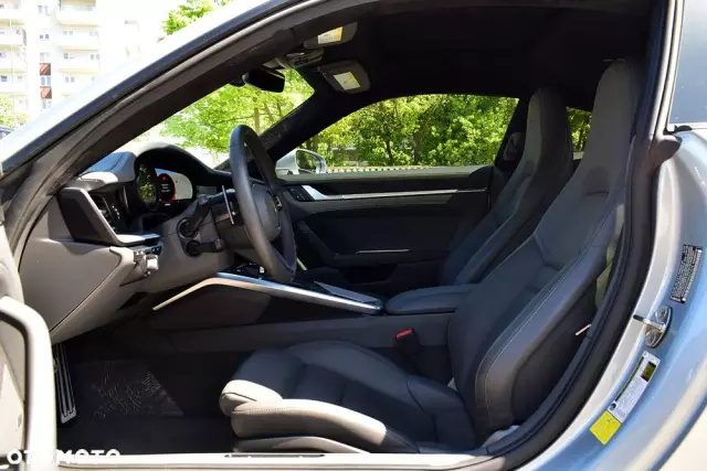 PORSCHE 911 Carrera S