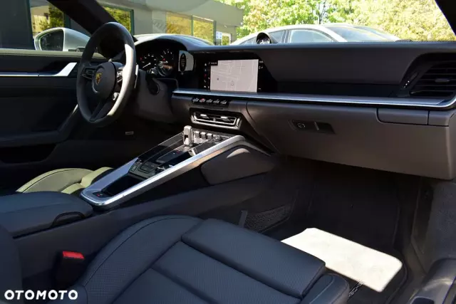 PORSCHE 911 Carrera S