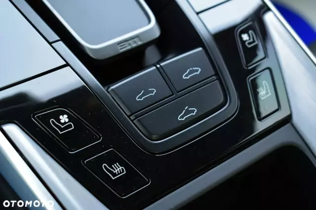 PORSCHE 911 Carrera S