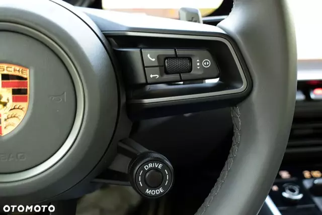 PORSCHE 911 Carrera S