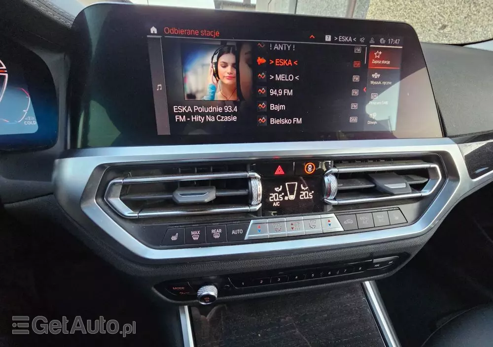 BMW Seria 3 320d Touring xDrive Luxury Line