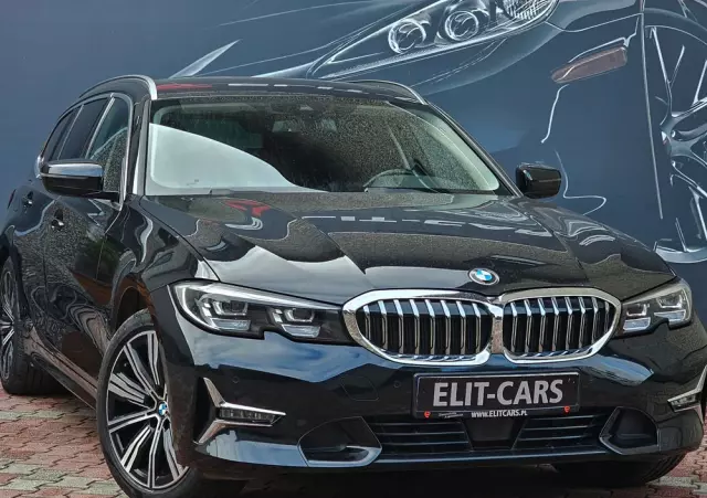 BMW Seria 3 320d Touring xDrive Luxury Line