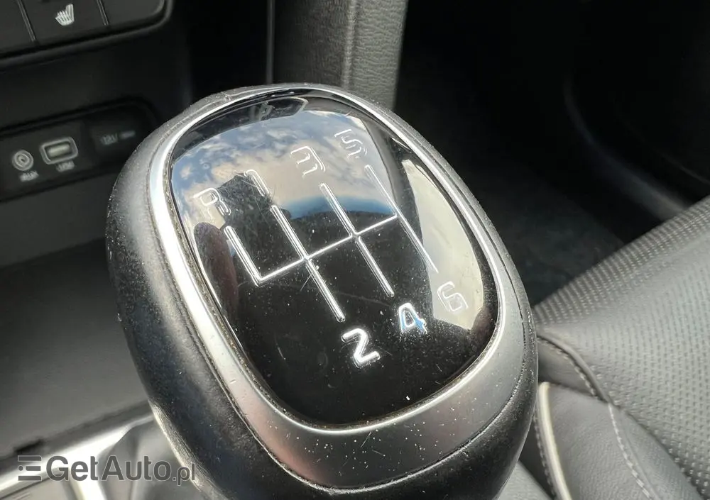 KIA Sportage 1.7 CRDI Business Line 2WD