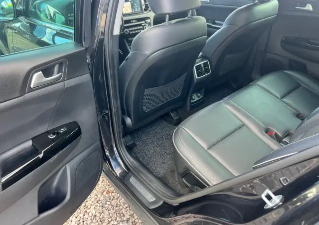 KIA Sportage 1.7 CRDI Business Line 2WD