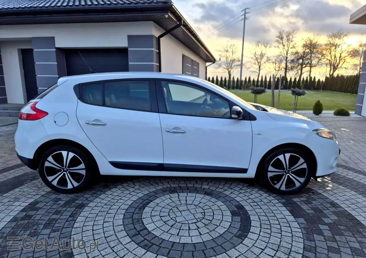 RENAULT Megane 1.4 16V TCE Bose Edition