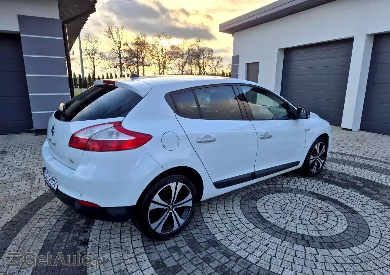 RENAULT Megane 1.4 16V TCE Bose Edition