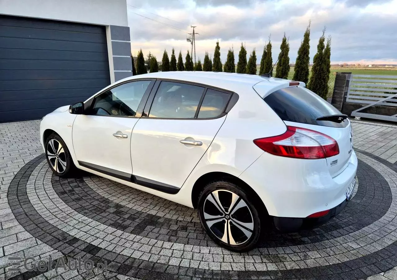 RENAULT Megane 1.4 16V TCE Bose Edition